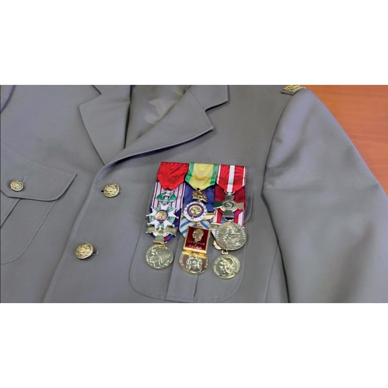 Vitrine pour médailles militaires - Trouvez le meilleur prix sur