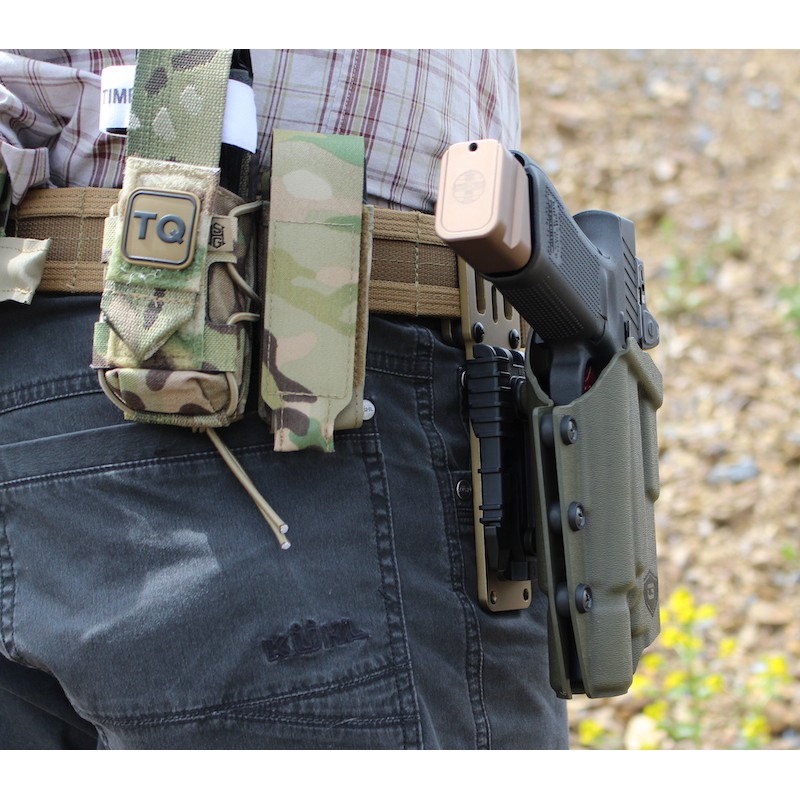 Gilet tactique medium avec holster et pochettes (noir) NC Star, matériel de  chasse